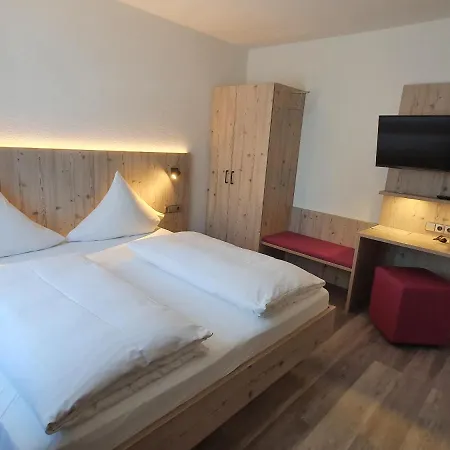 Neuenburger Hof Hotel